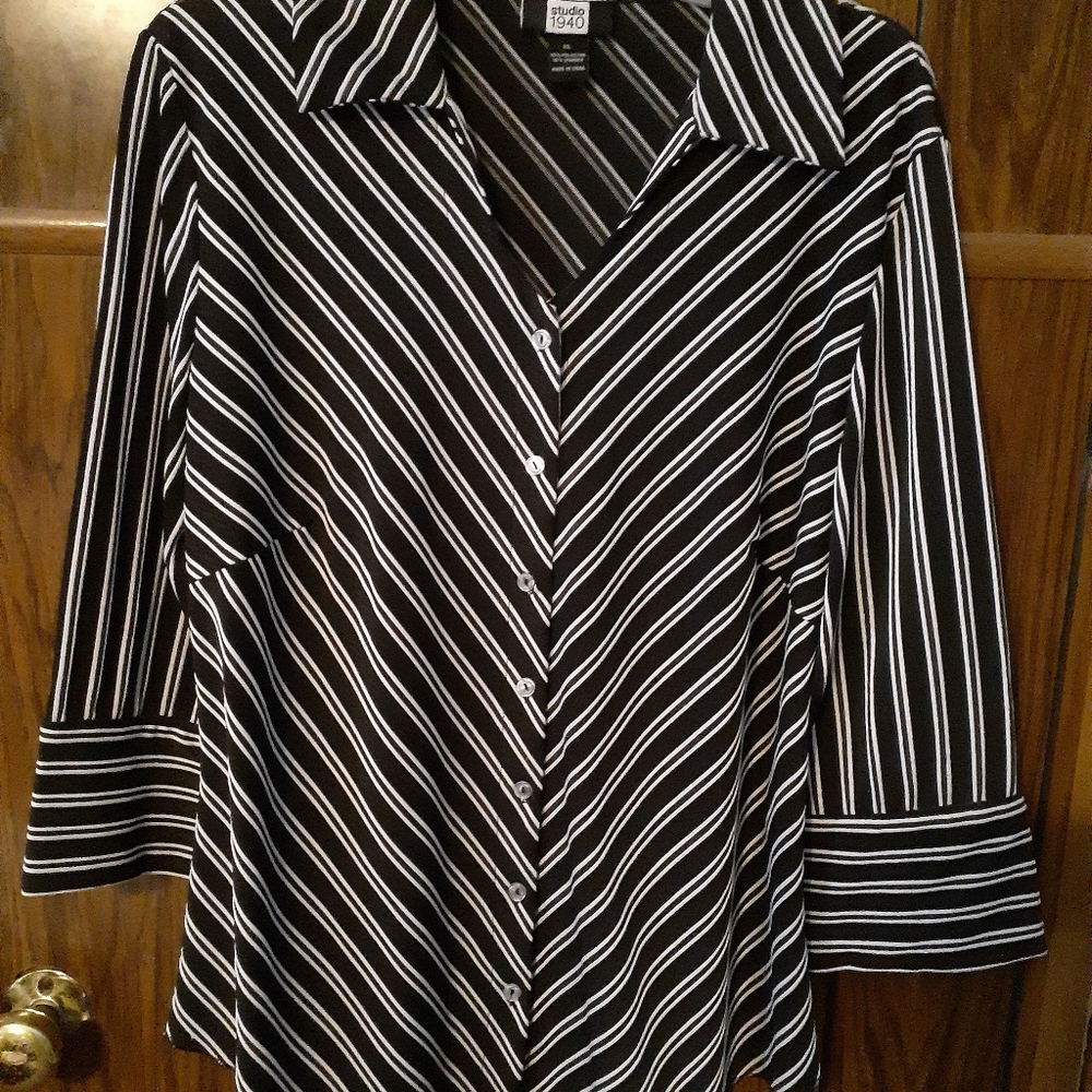 Black and White button up dress shirt